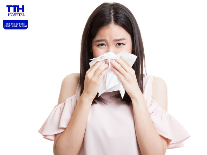 Bệnh cúm là một bệnh truyền nhiễm virus tấn công hệ hô hấp của người bệnh - mũi, cổ họng và phổi