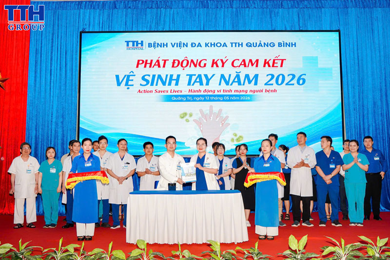 Phát động ký cam kết vệ sinh tay, nâng cao an toàn người bệnh